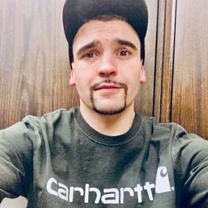 Meet your Posher, Cameron